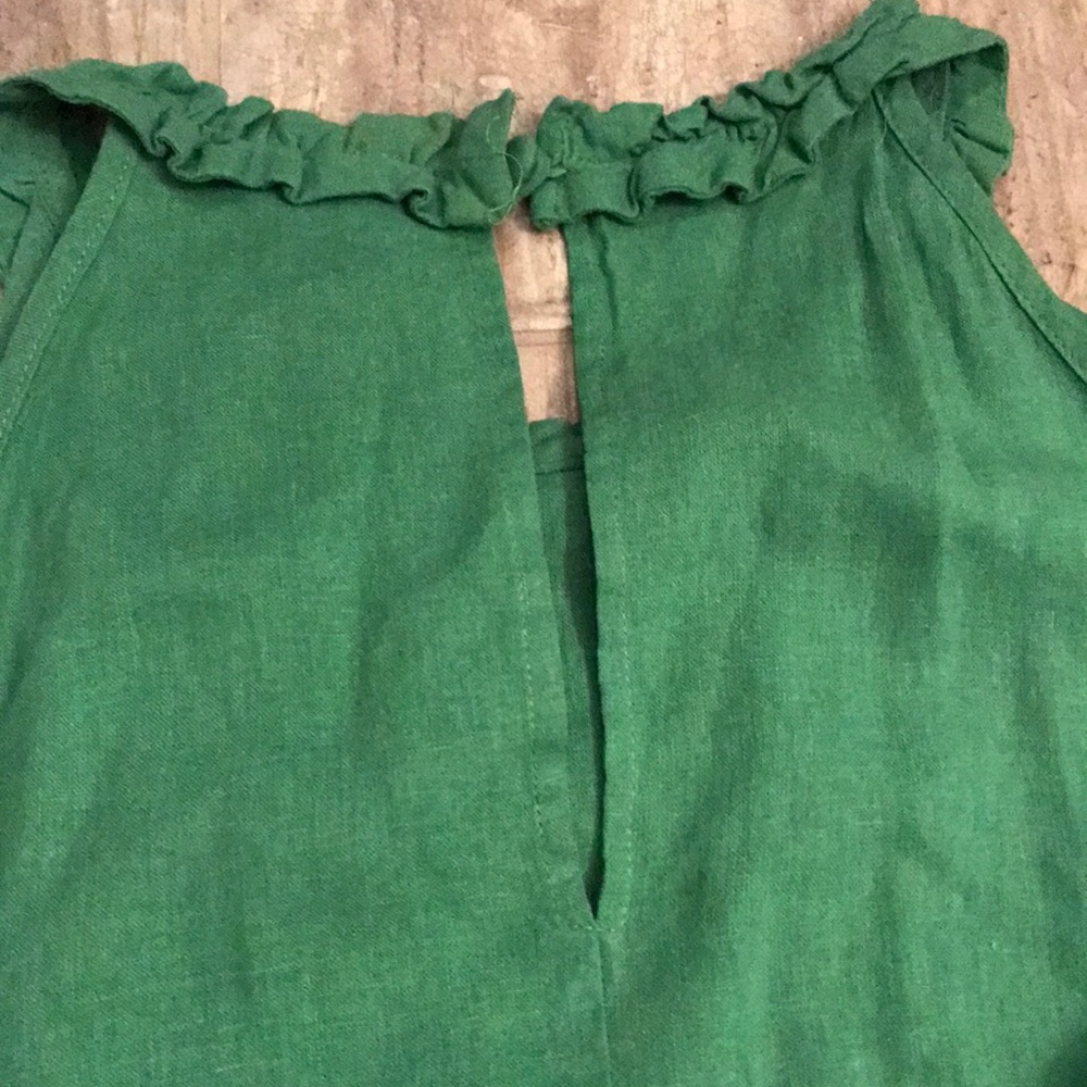 NWT Green Ruffle Tank Top - Picture 3 of 3